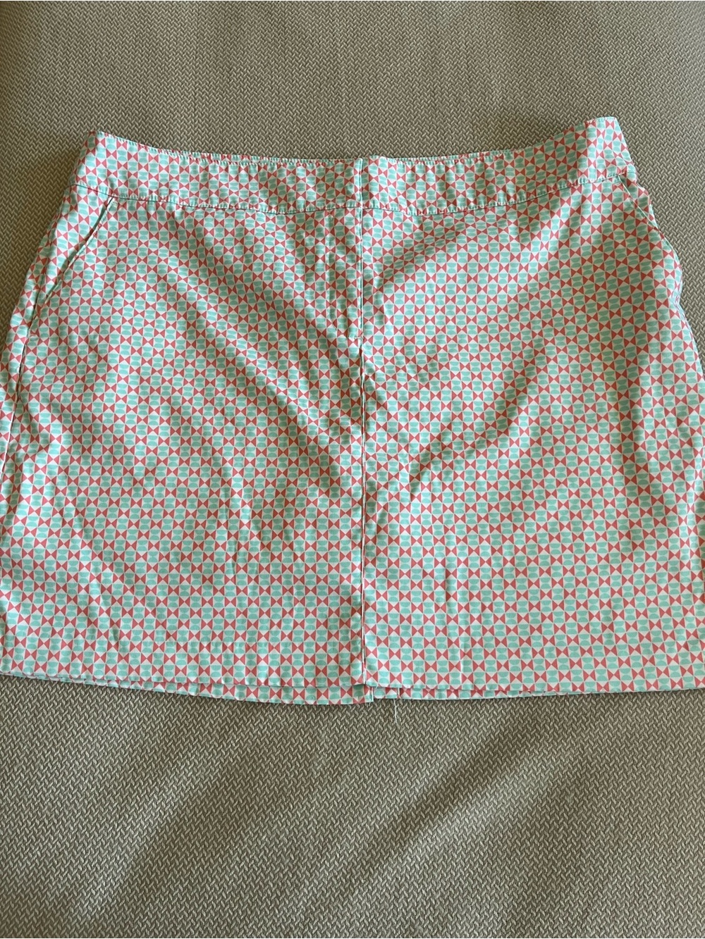 Izod Women's Geometric Print Golf Skort Size 16